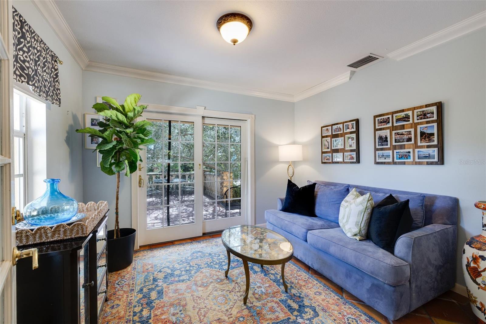 Image 19 of 31 For 239 Sovrano Road