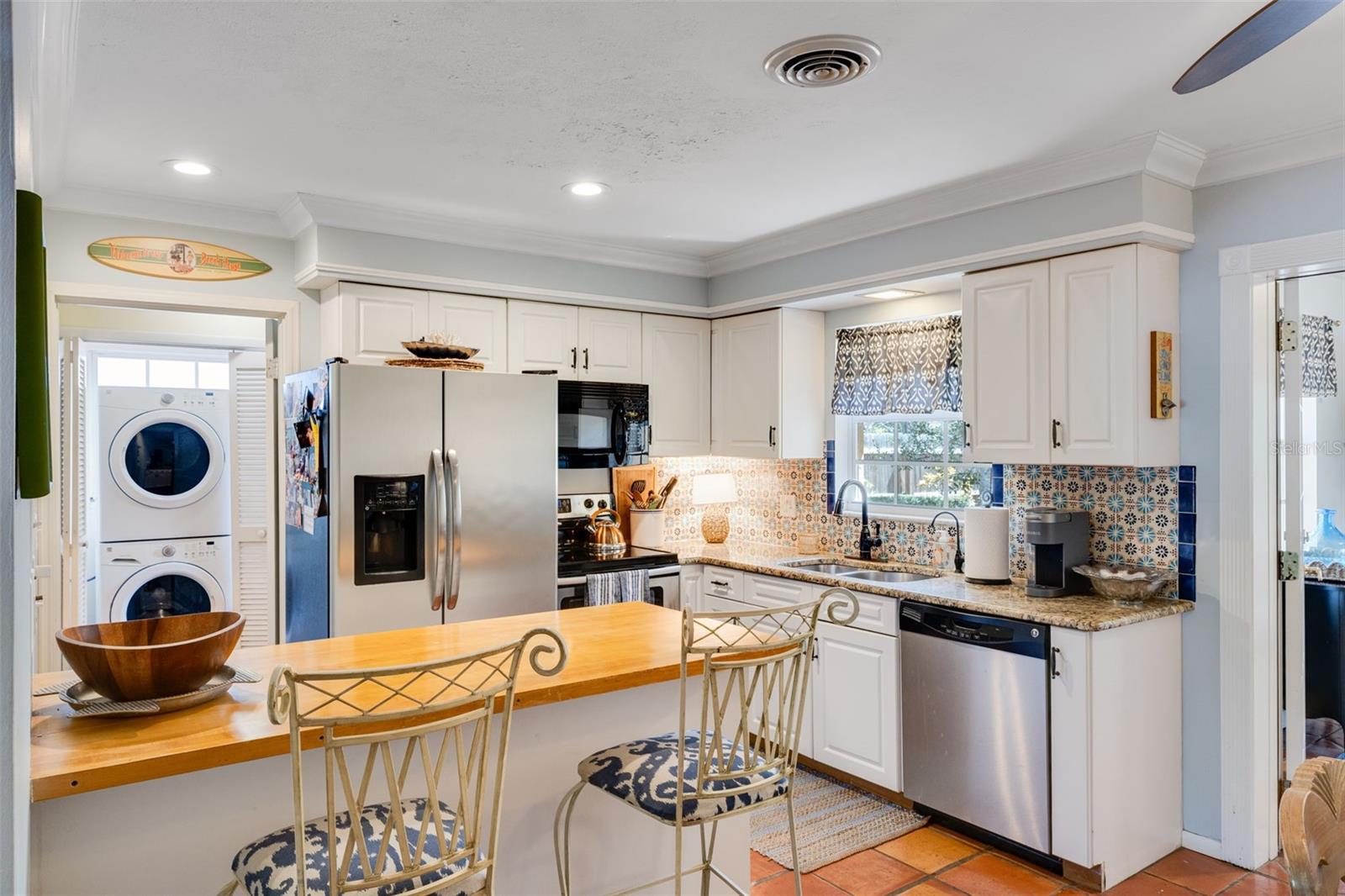 Image 22 of 31 For 239 Sovrano Road