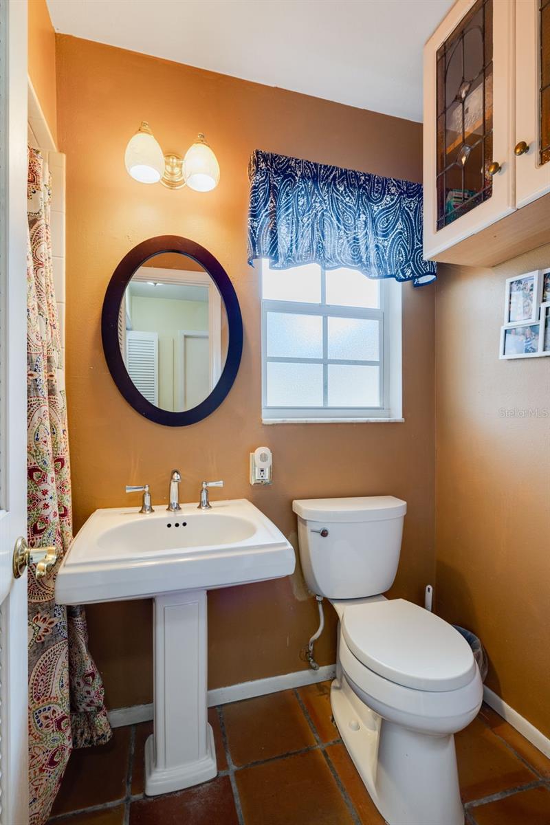 Image 26 of 31 For 239 Sovrano Road