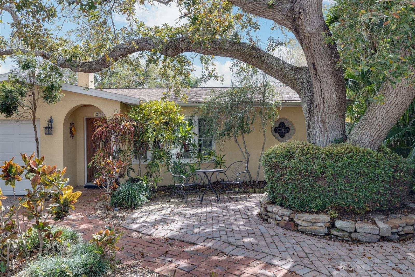 Image 4 of 31 For 239 Sovrano Road