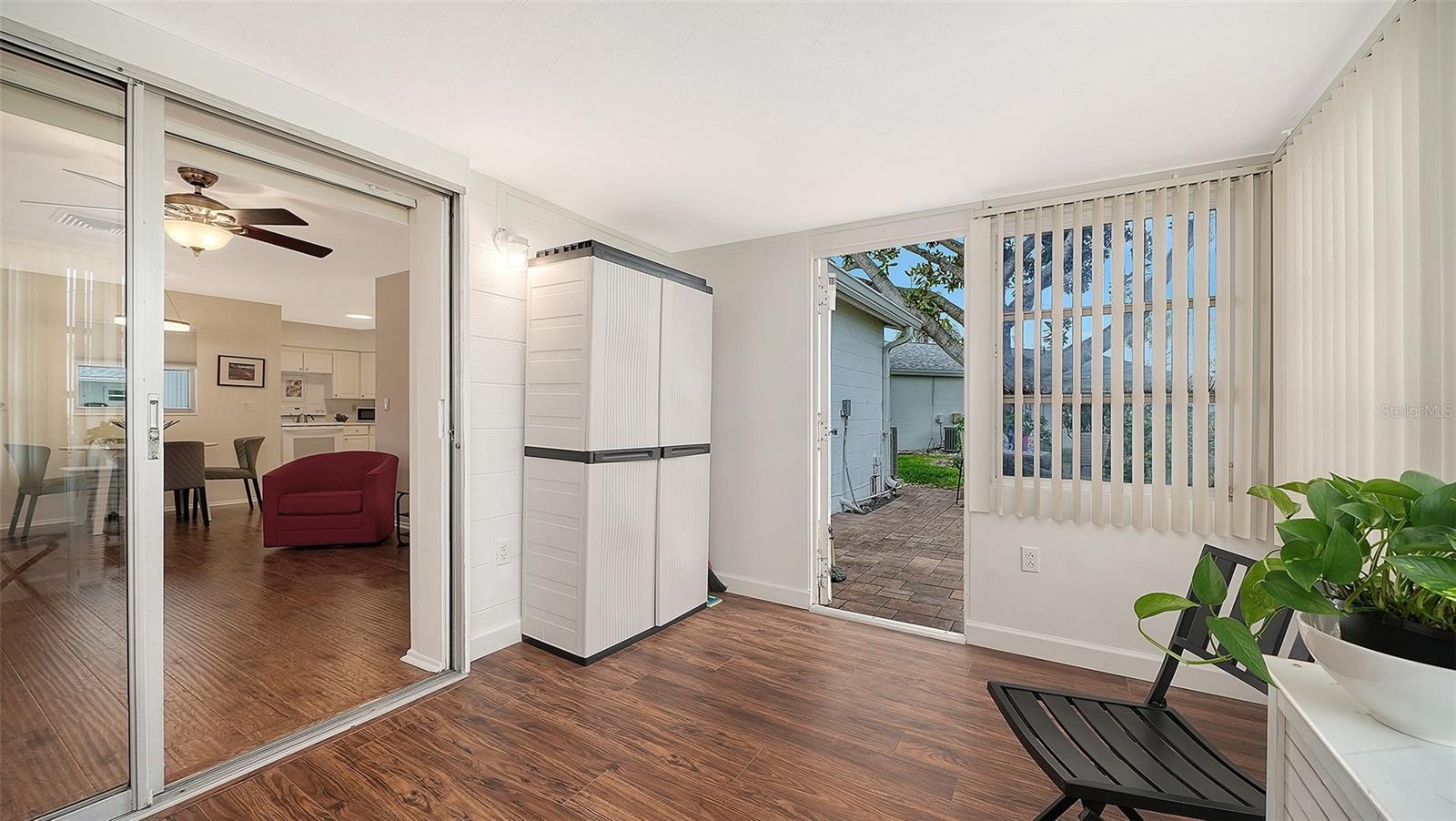 Image 23 of 28 For 2221 Orange Blossom Lane