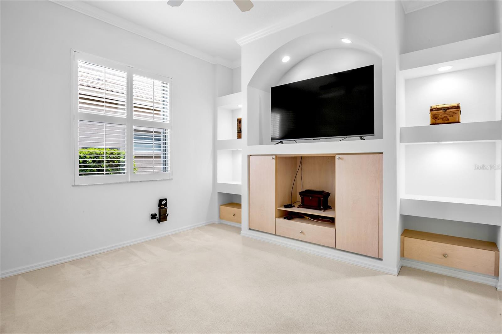 Image 15 of 42 For 4383 Samoset Drive