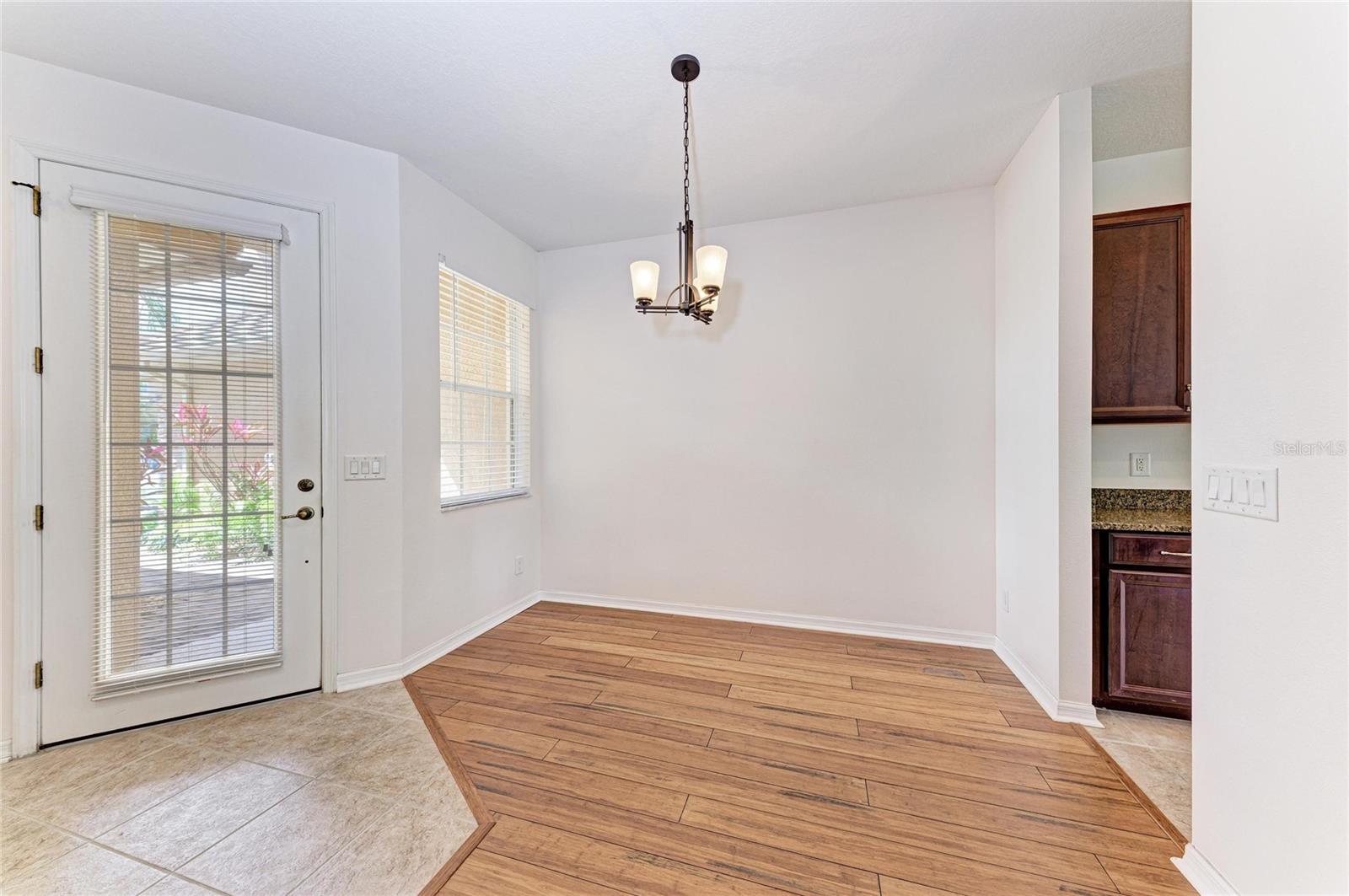 Image 13 of 52 For 8160 Villa Grande Ct