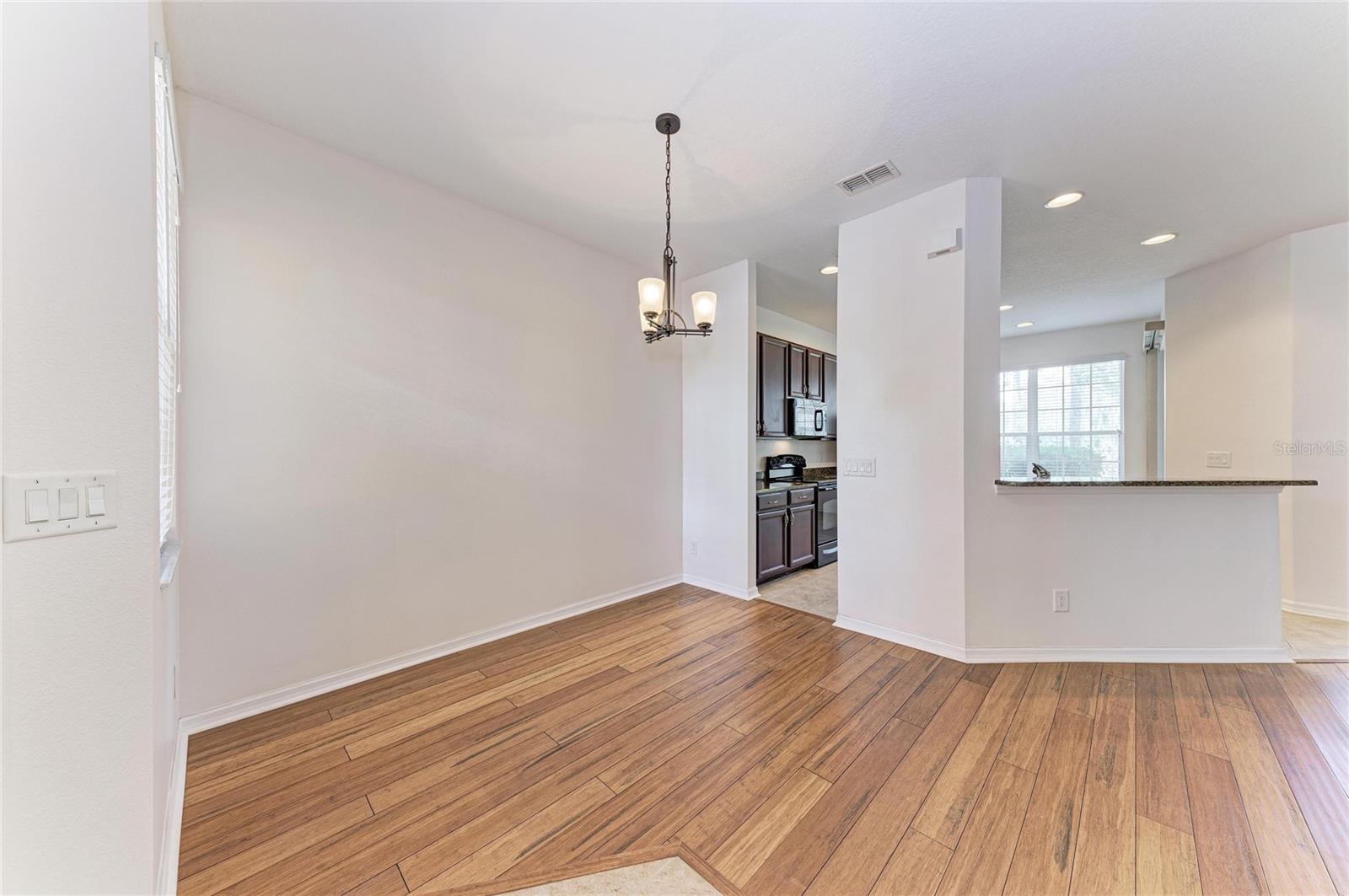 Image 14 of 52 For 8160 Villa Grande Ct