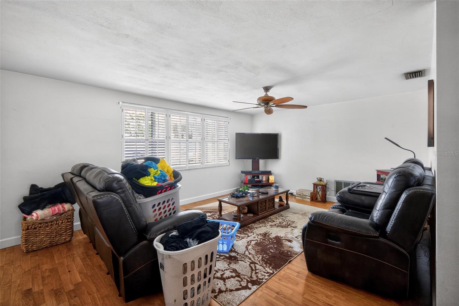 Listing photo id 8 for 11220 Glover Road