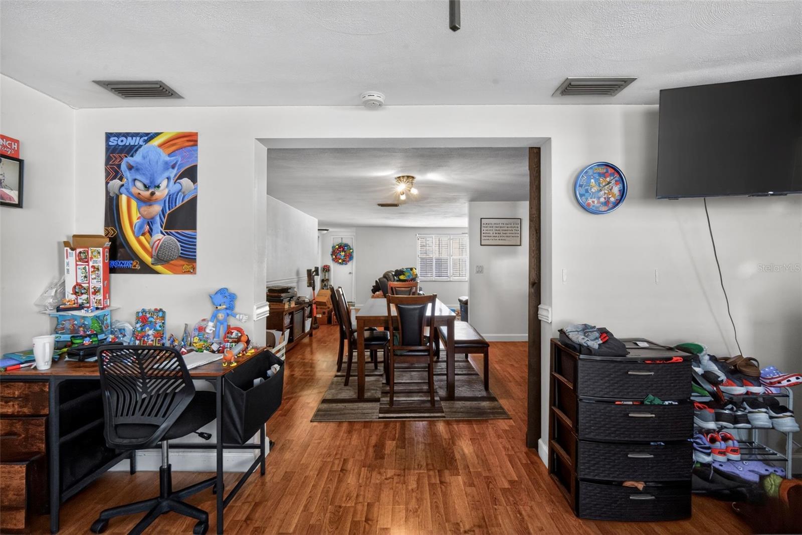 Listing photo id 13 for 11220 Glover Road