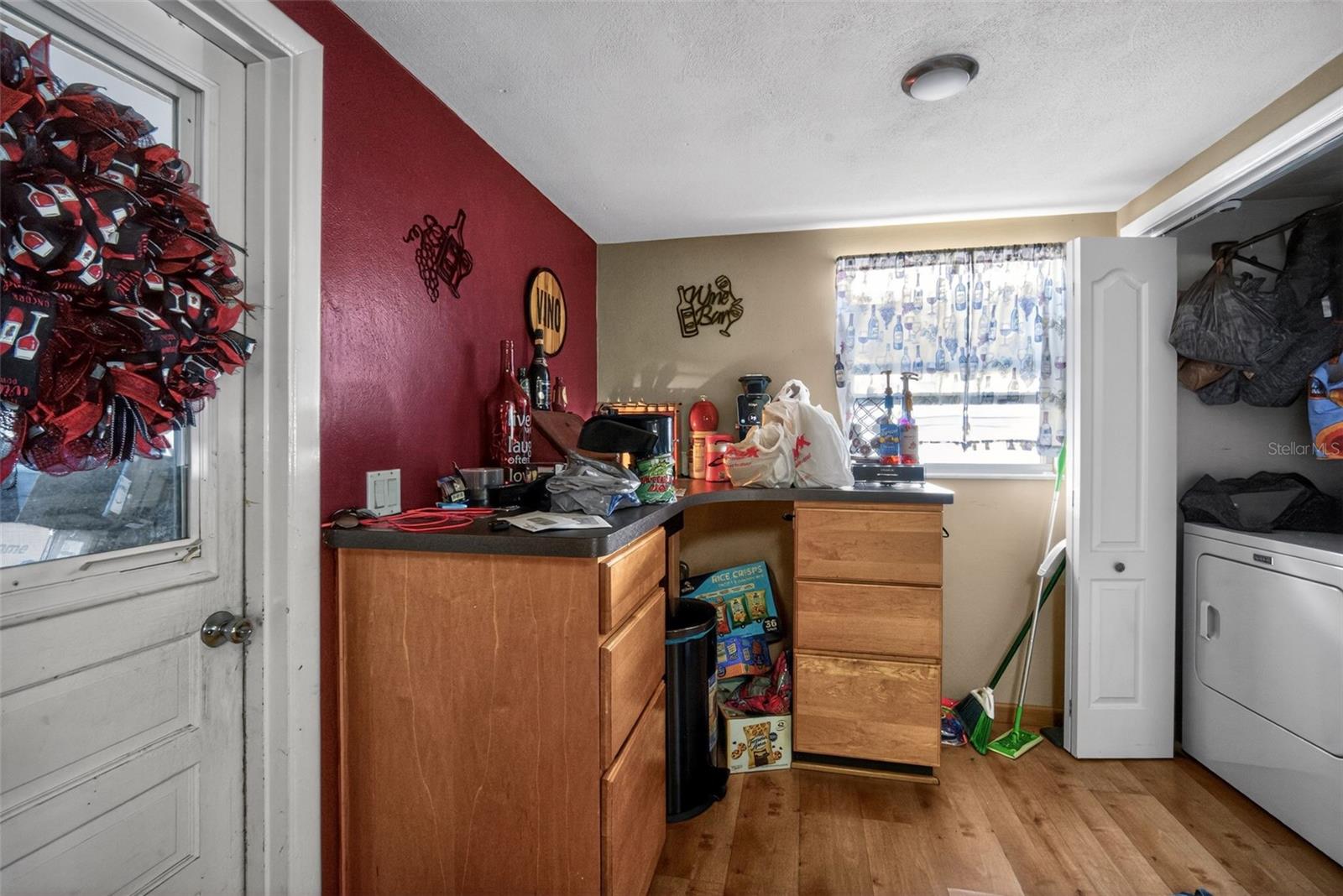 Listing photo id 17 for 11220 Glover Road