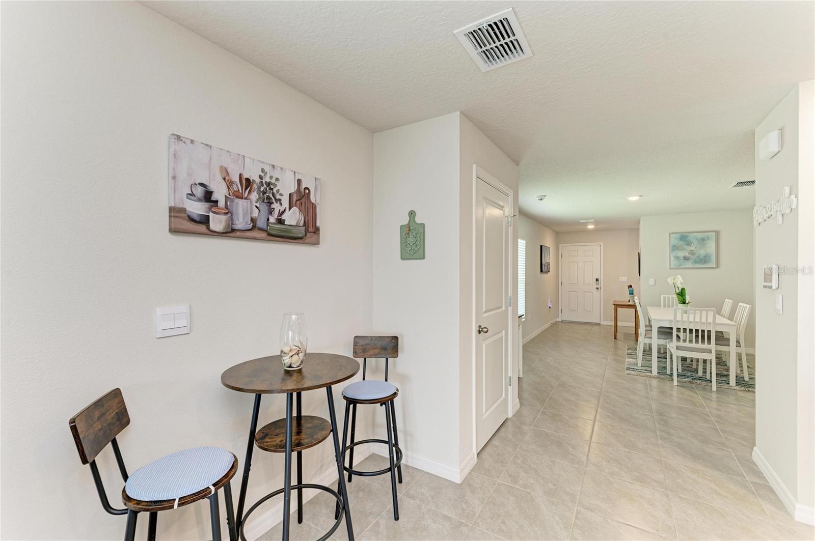 Image 10 of 31 For 3915 Direct Green Place