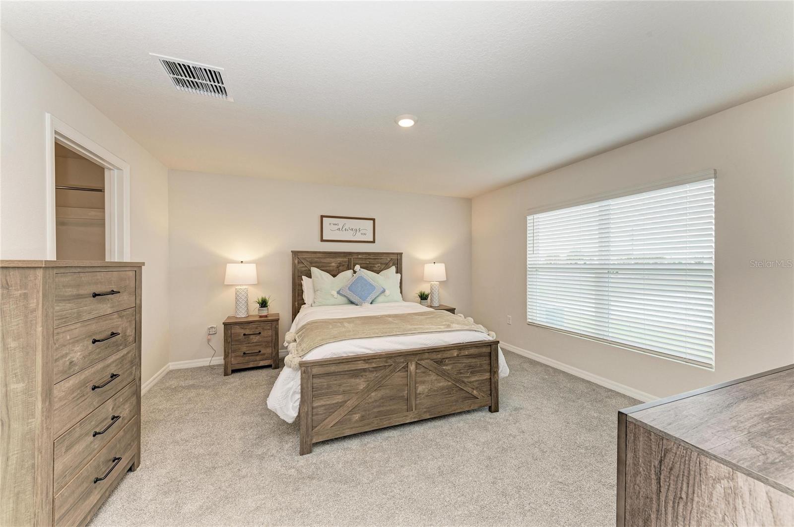 Image 15 of 31 For 3915 Direct Green Place