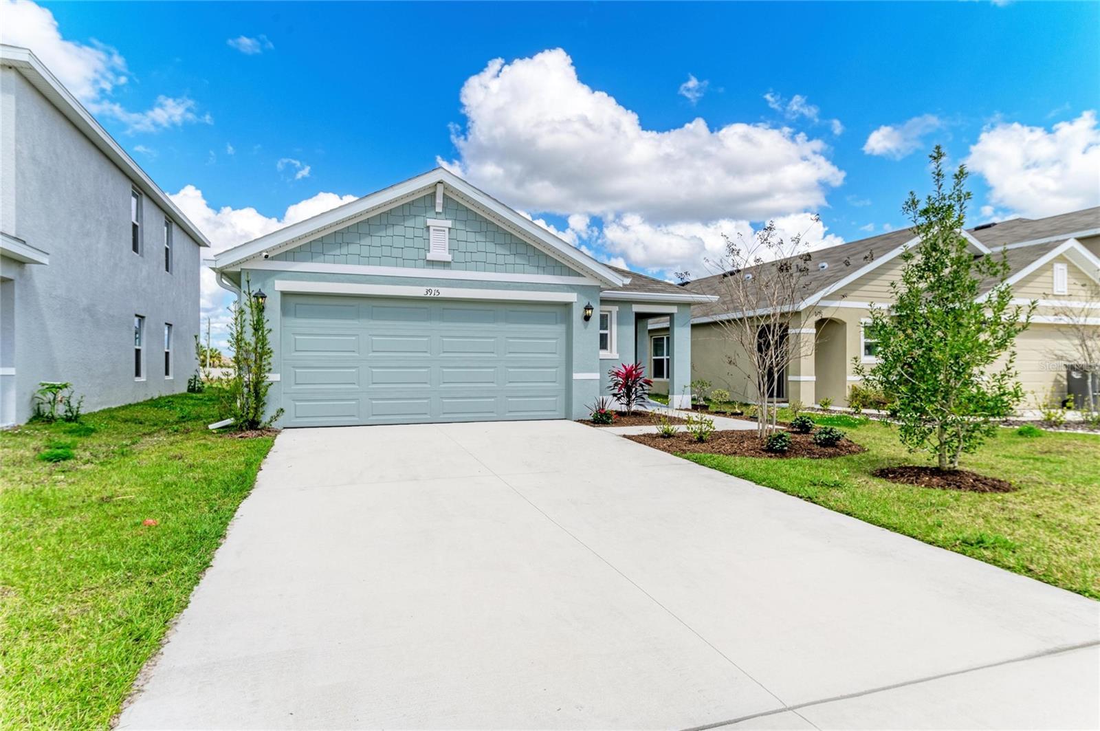 Image 2 of 31 For 3915 Direct Green Place