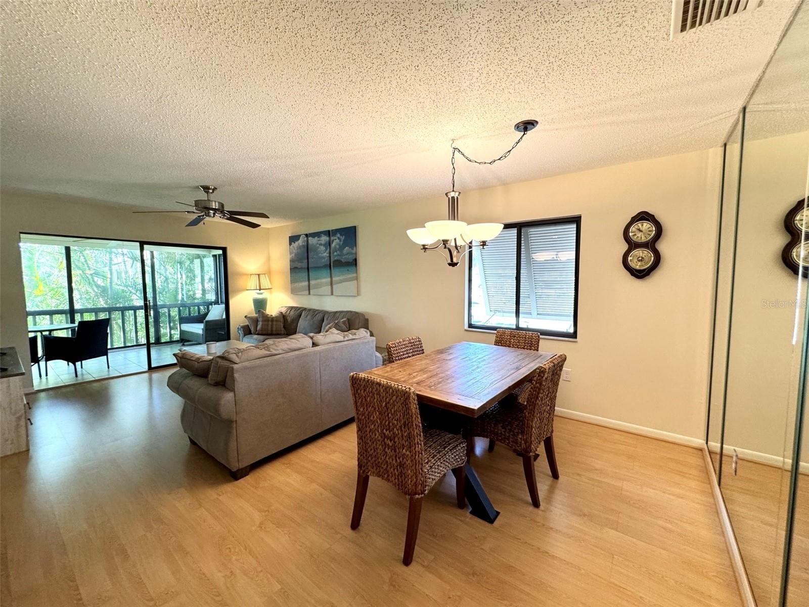 Image 15 of 51 For 5228 Willow Links  76