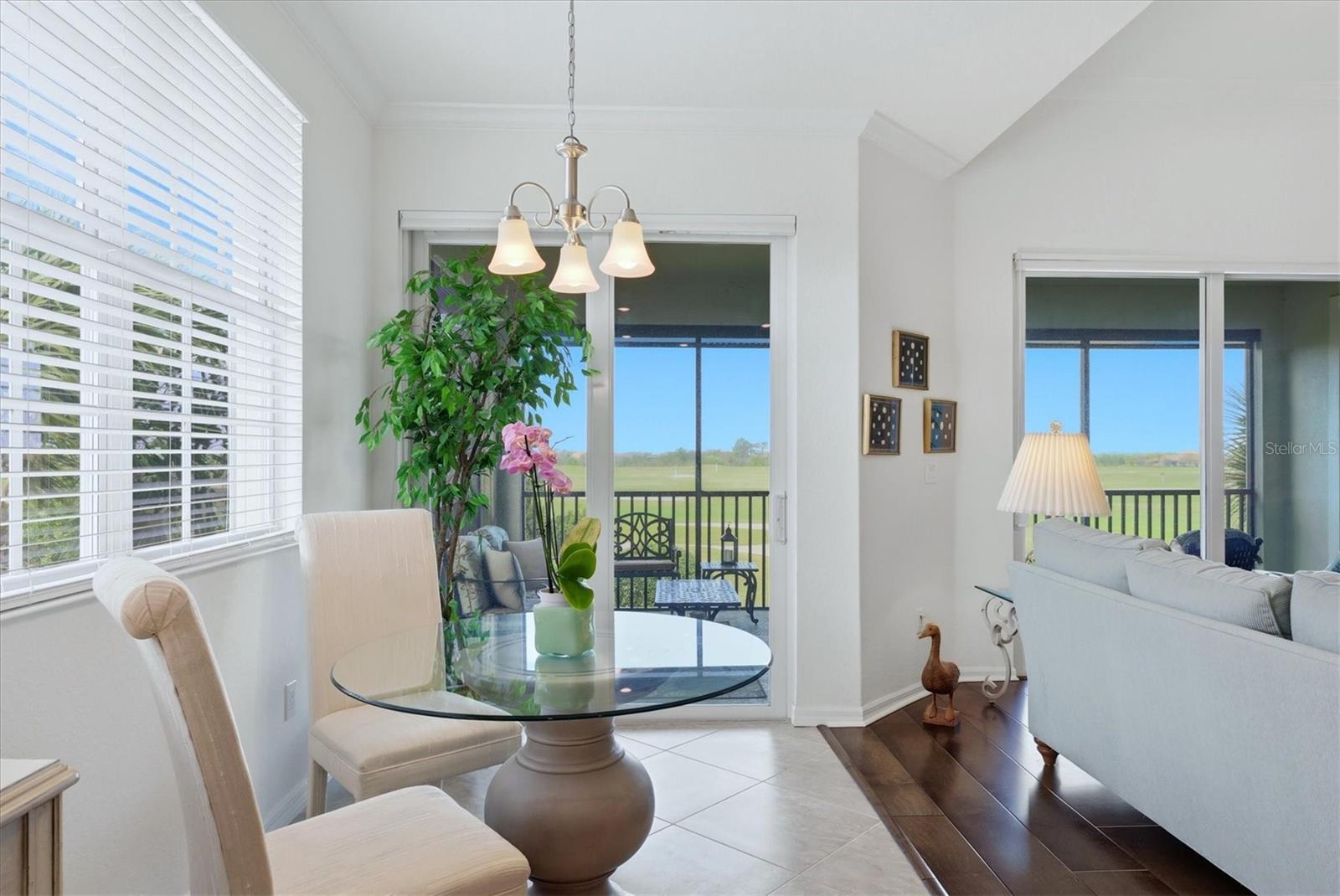 Image 18 of 90 For 7412 Divot Loop 7412