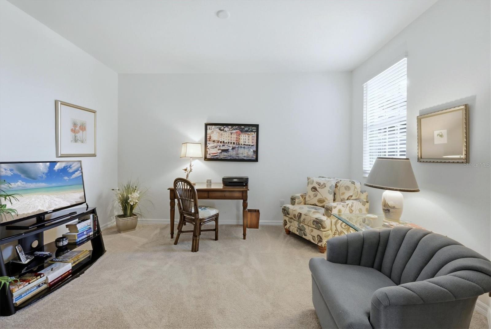 Image 19 of 90 For 7412 Divot Loop 7412