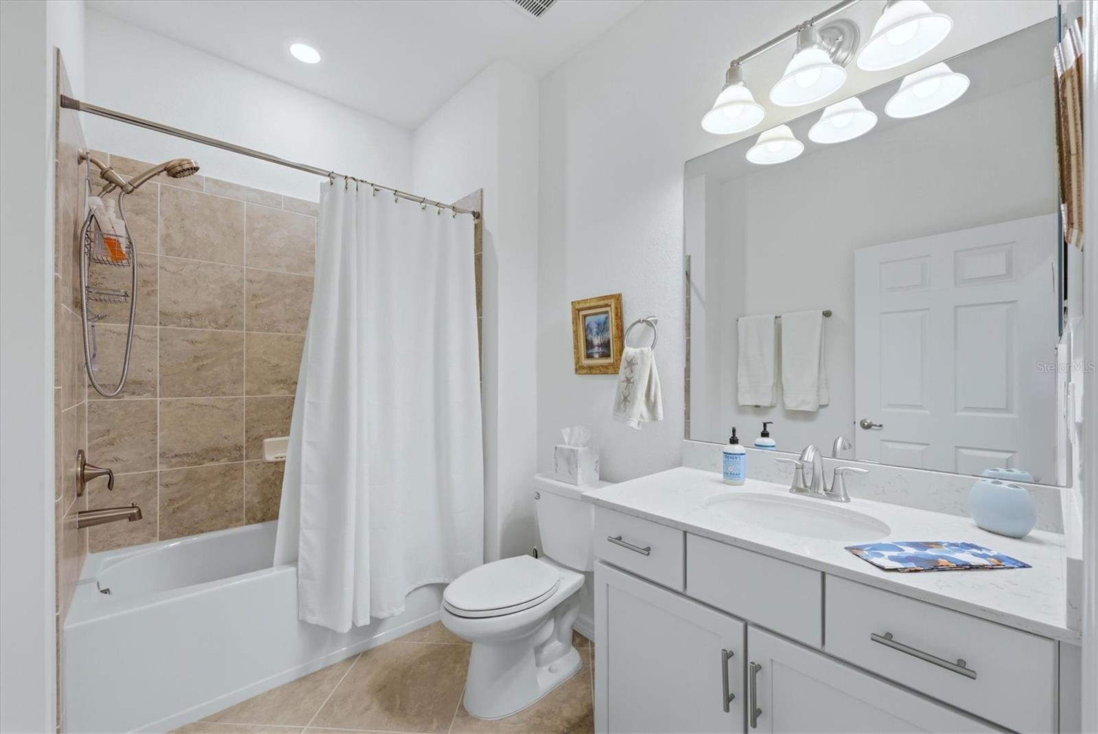 Image 28 of 90 For 7412 Divot Loop 7412