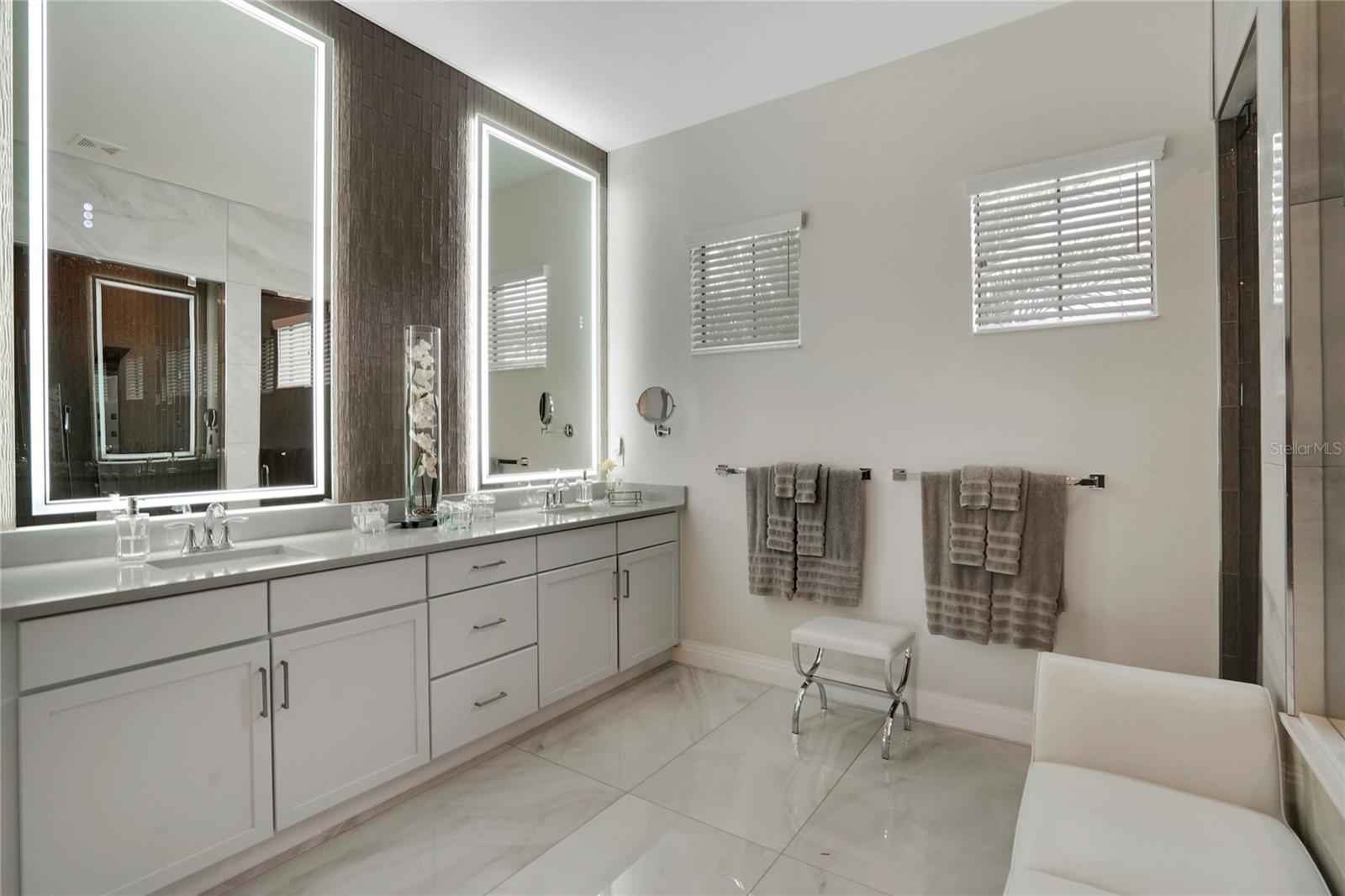 Image 14 of 47 For 4922 Sparkling Sea Lane