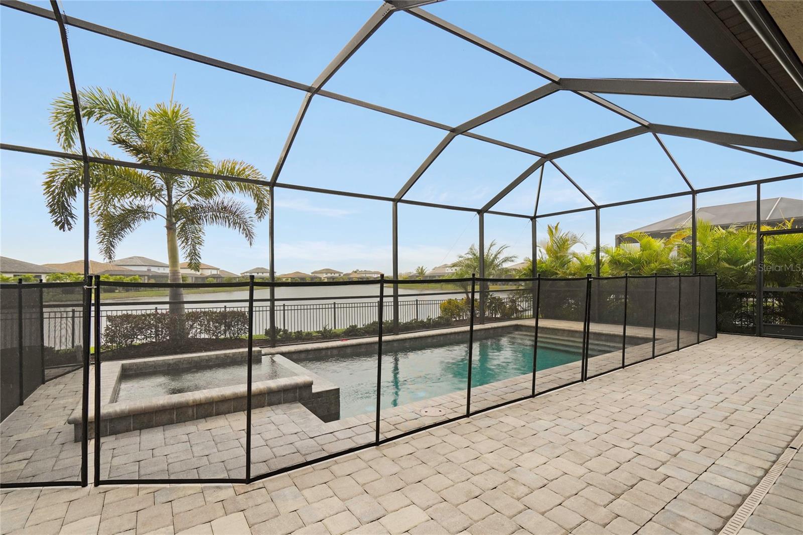 Image 25 of 47 For 4922 Sparkling Sea Lane