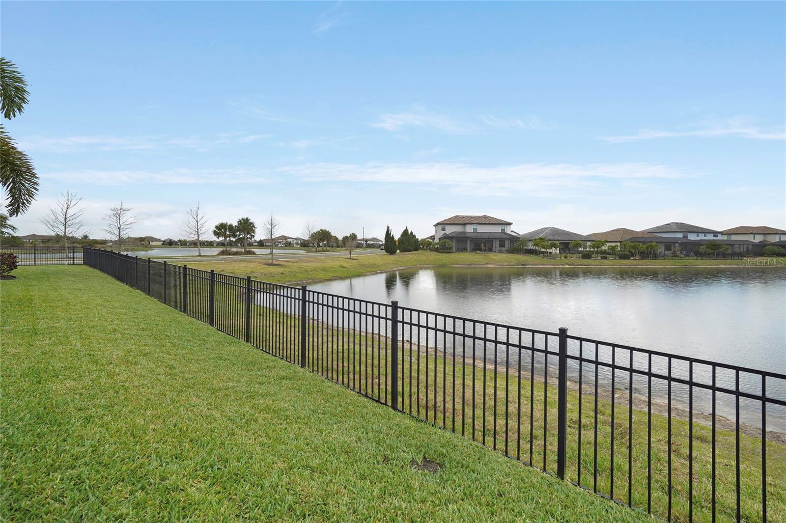 Image 31 of 47 For 4922 Sparkling Sea Lane