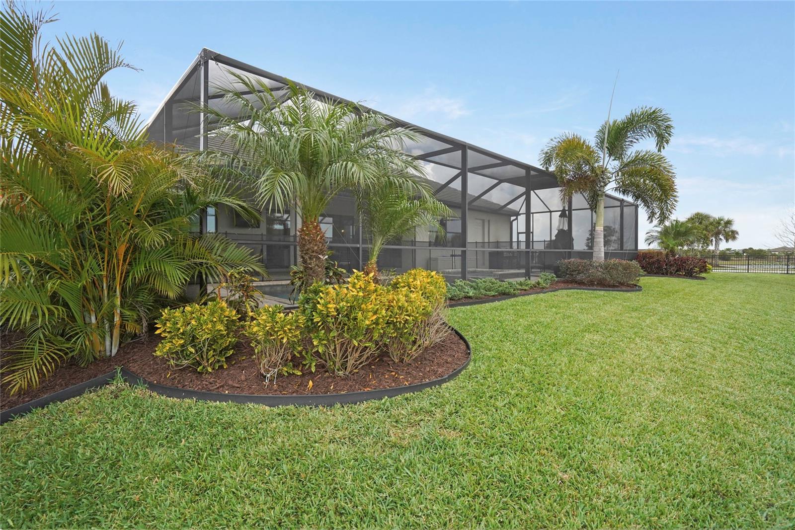 Image 32 of 47 For 4922 Sparkling Sea Lane