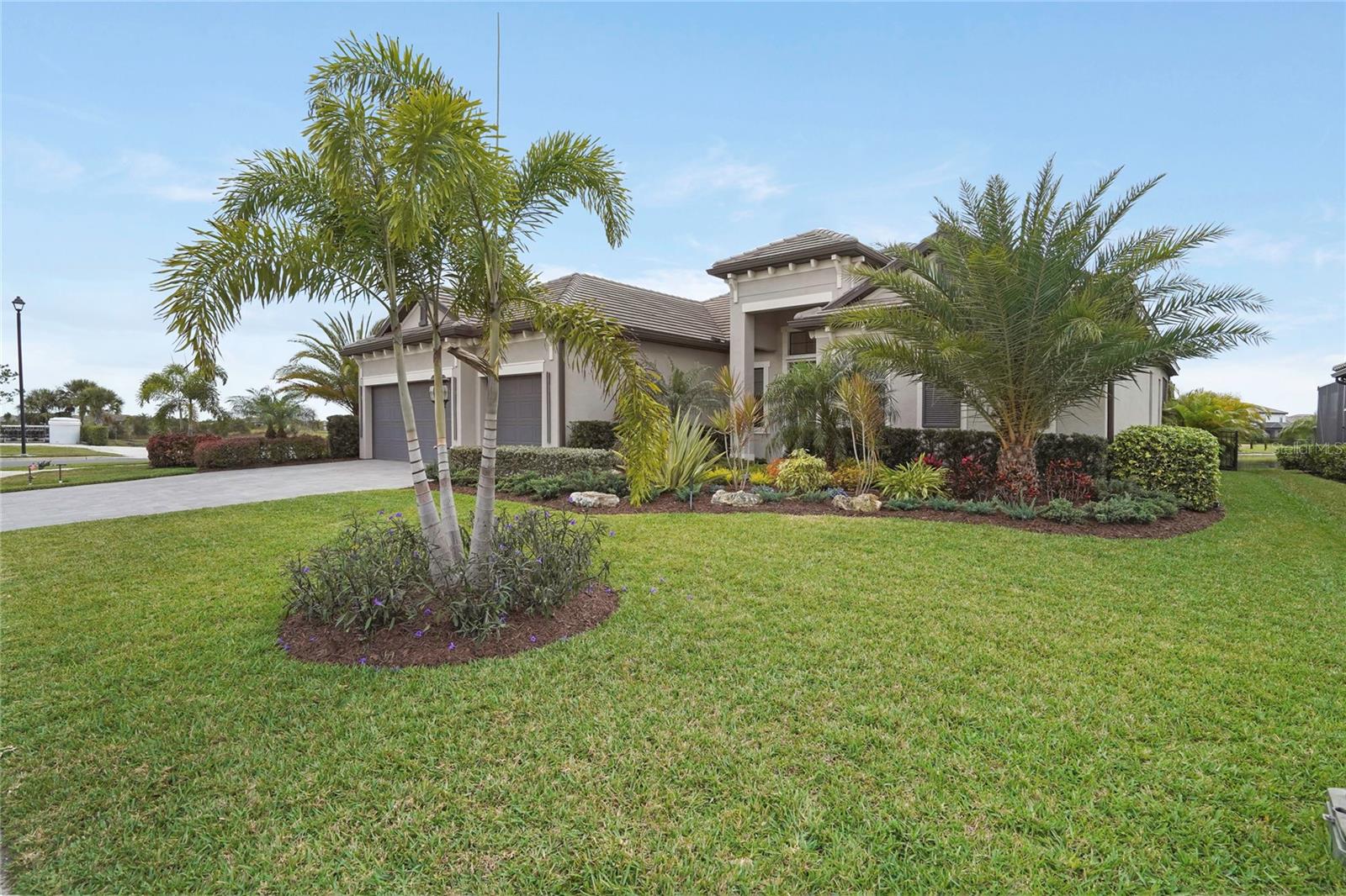 Image 35 of 47 For 4922 Sparkling Sea Lane