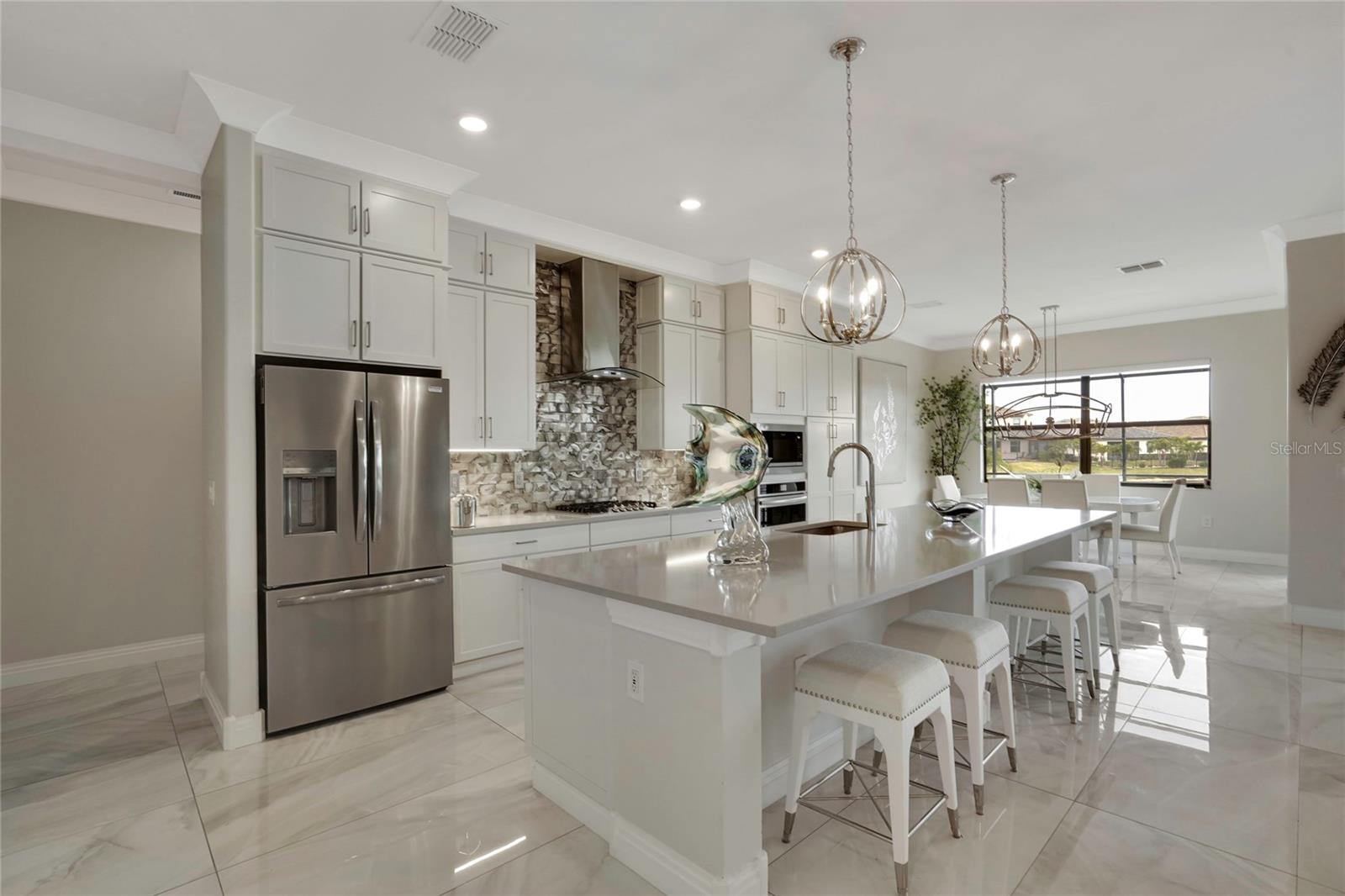 Image 4 of 47 For 4922 Sparkling Sea Lane