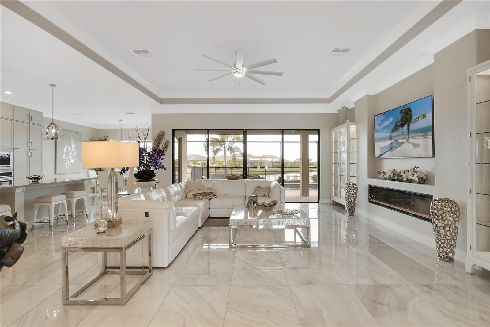 Image 7 of 47 For 4922 Sparkling Sea Lane