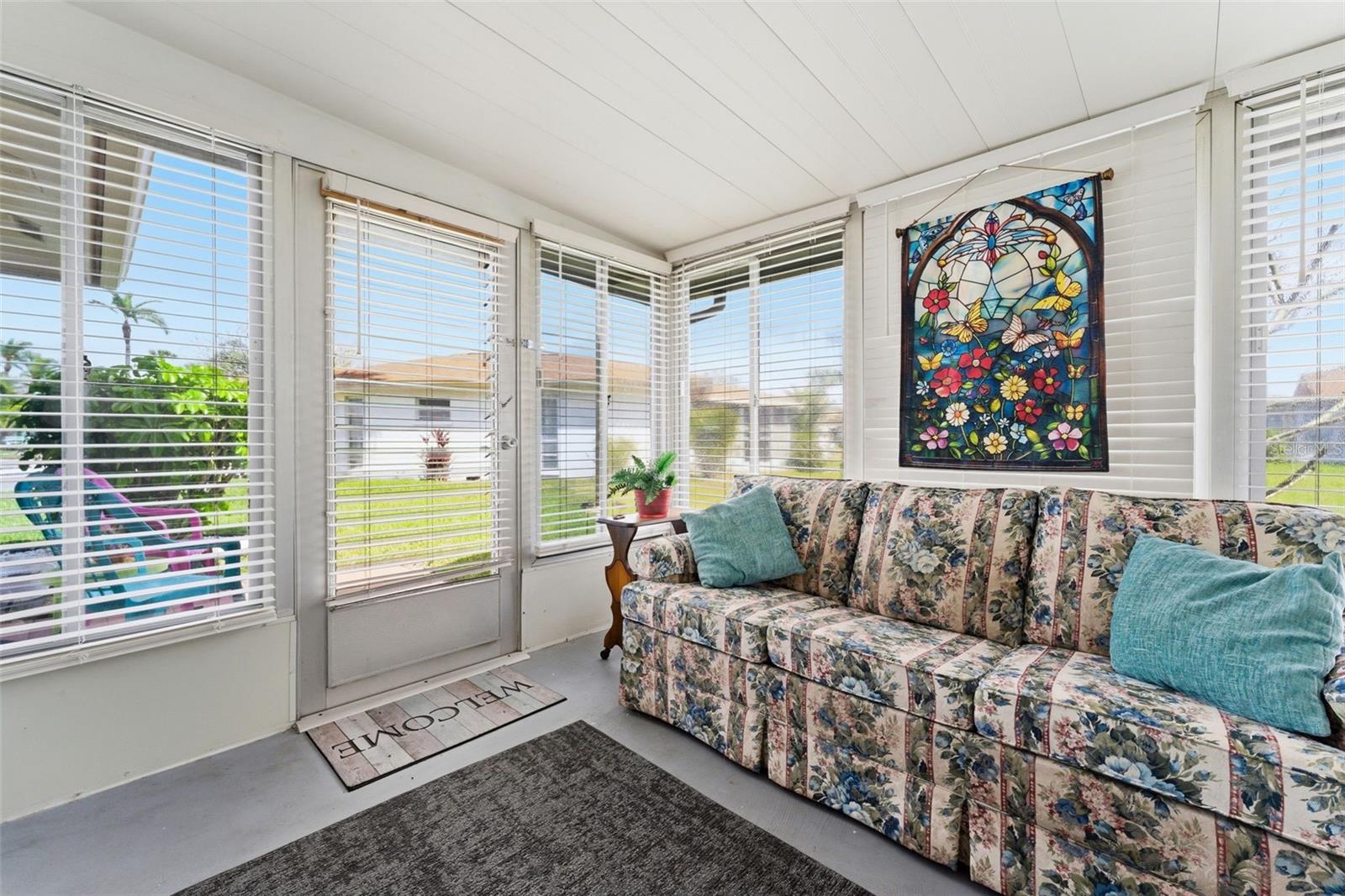 Image 19 of 41 For 5061 Live Oak Circle