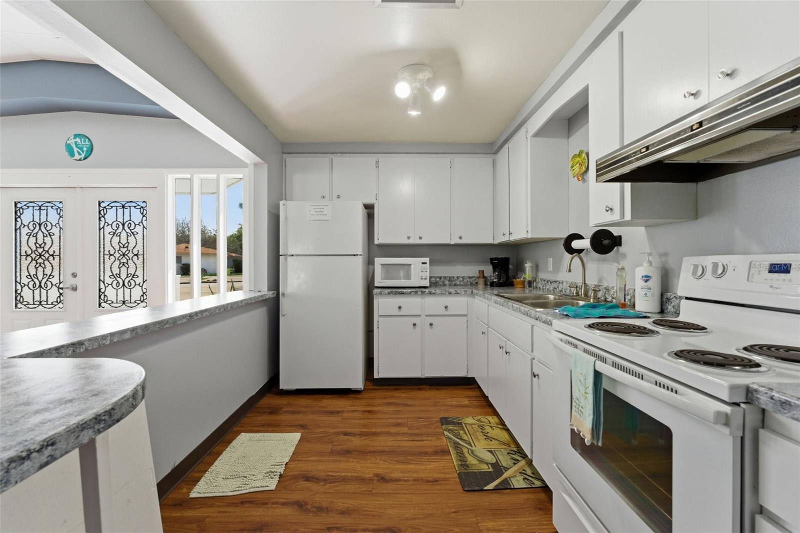 Image 30 of 41 For 5061 Live Oak Circle