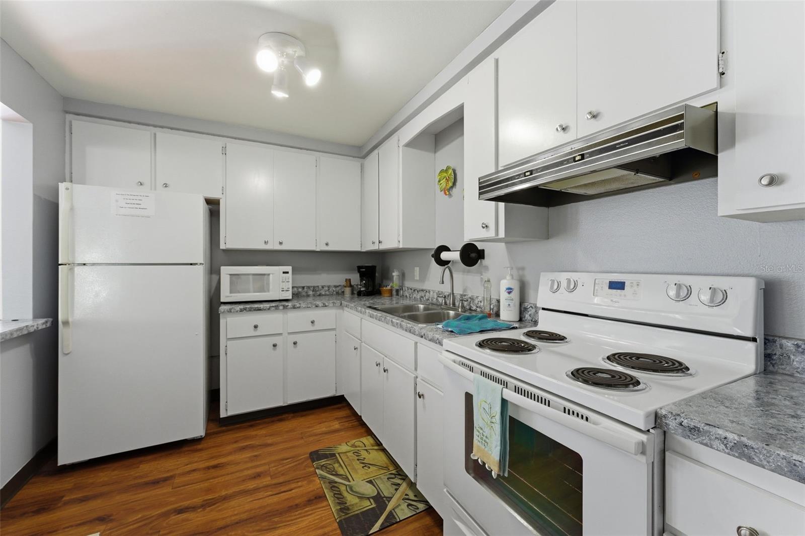 Image 31 of 41 For 5061 Live Oak Circle