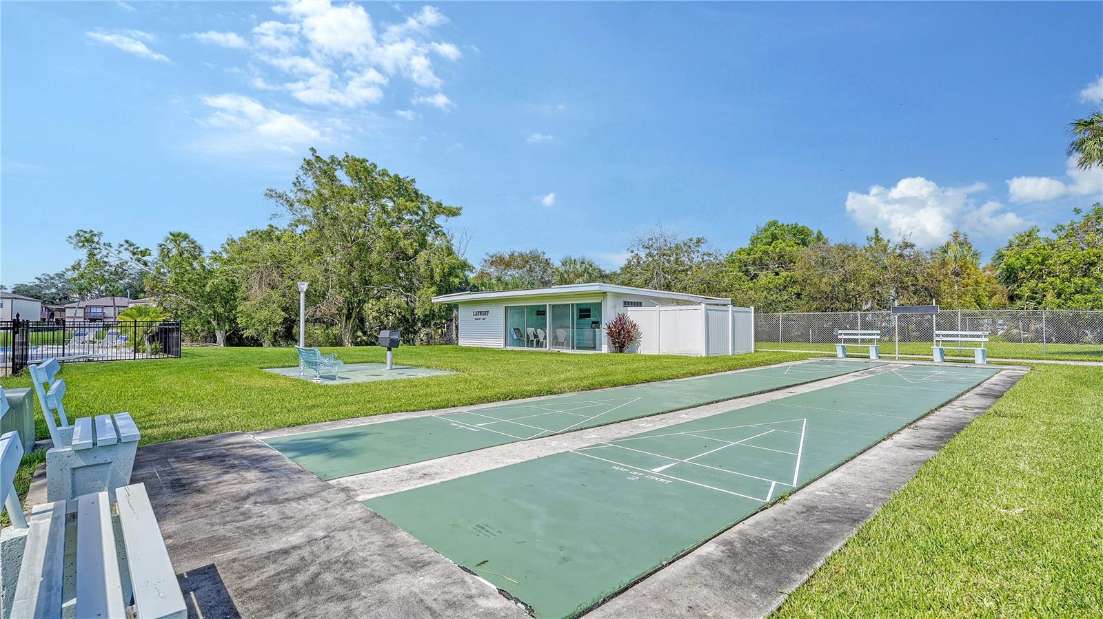 Image 40 of 41 For 5061 Live Oak Circle