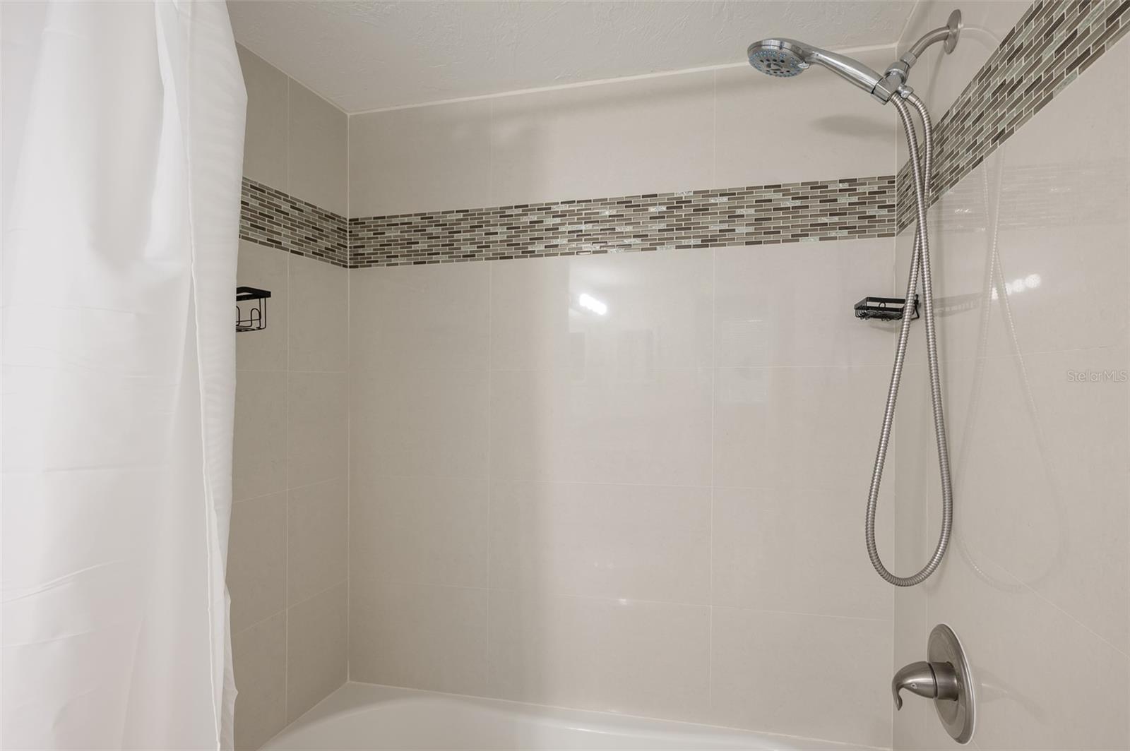 Image 17 of 55 For 101 Gulfstream Avenue 7d