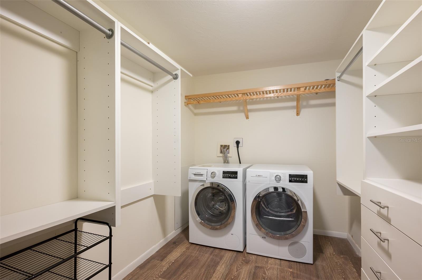 Image 21 of 55 For 101 Gulfstream Avenue 7d