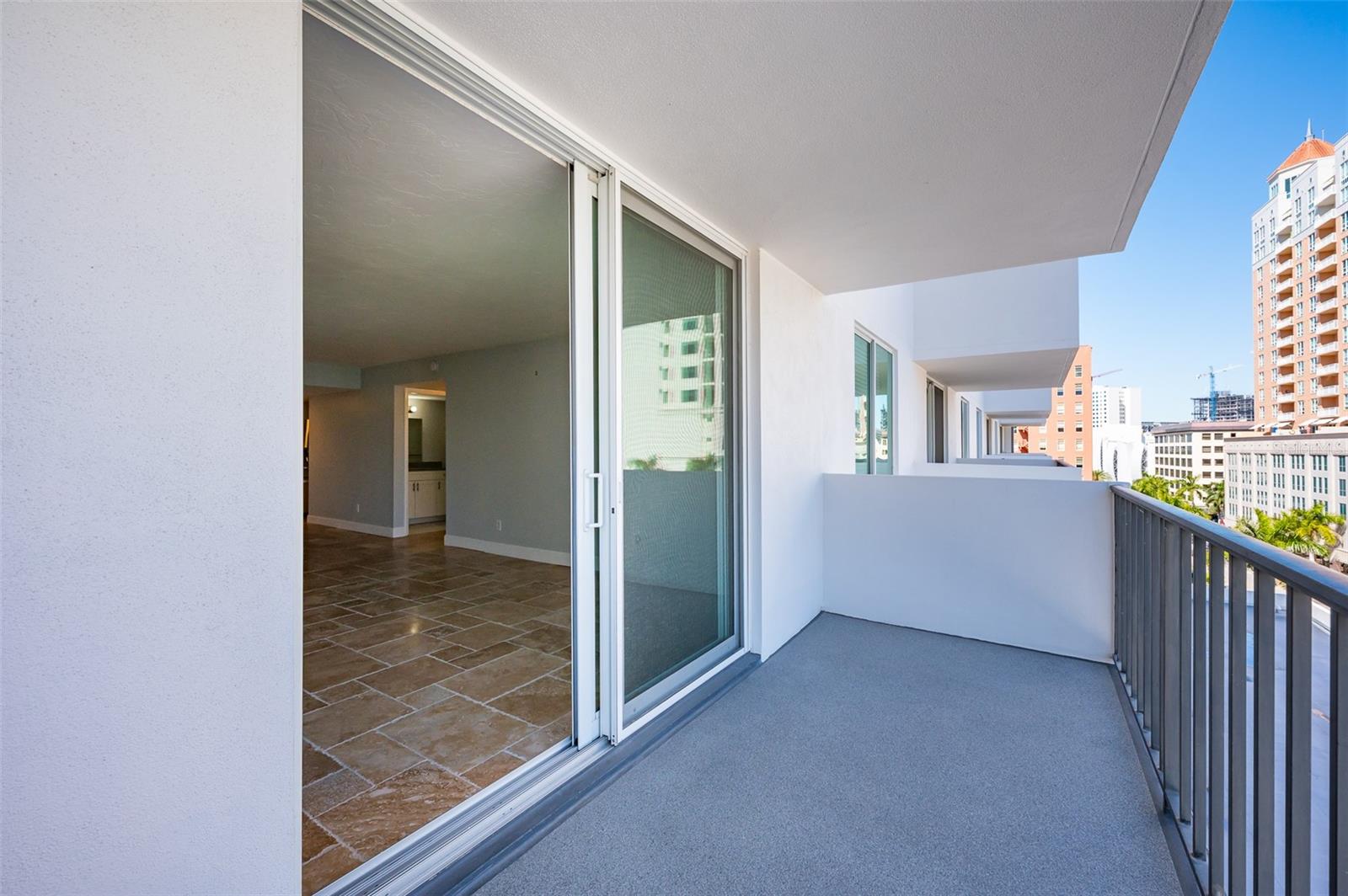 Image 25 of 55 For 101 Gulfstream Avenue 7d