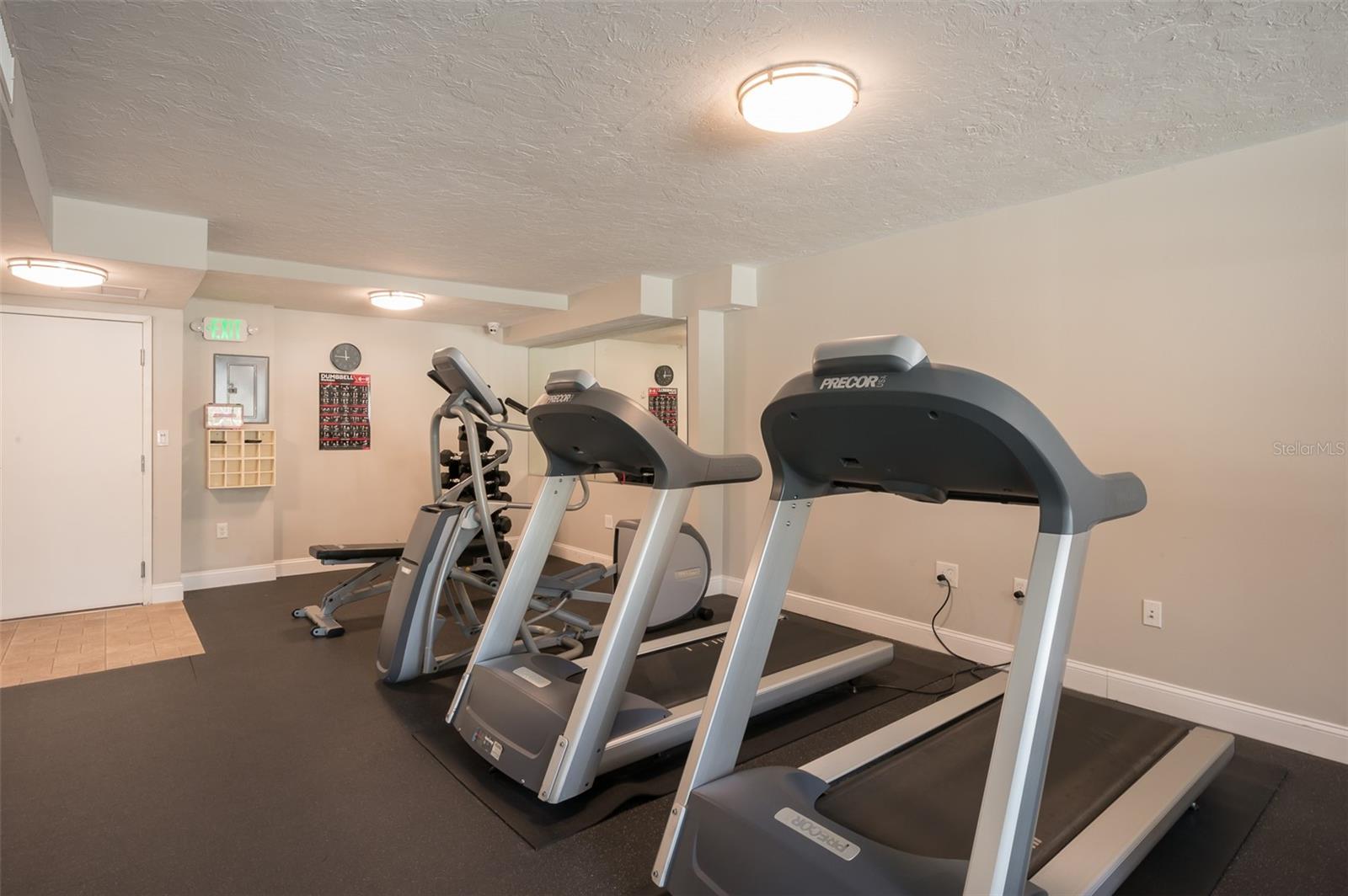 Image 45 of 55 For 101 Gulfstream Avenue 7d