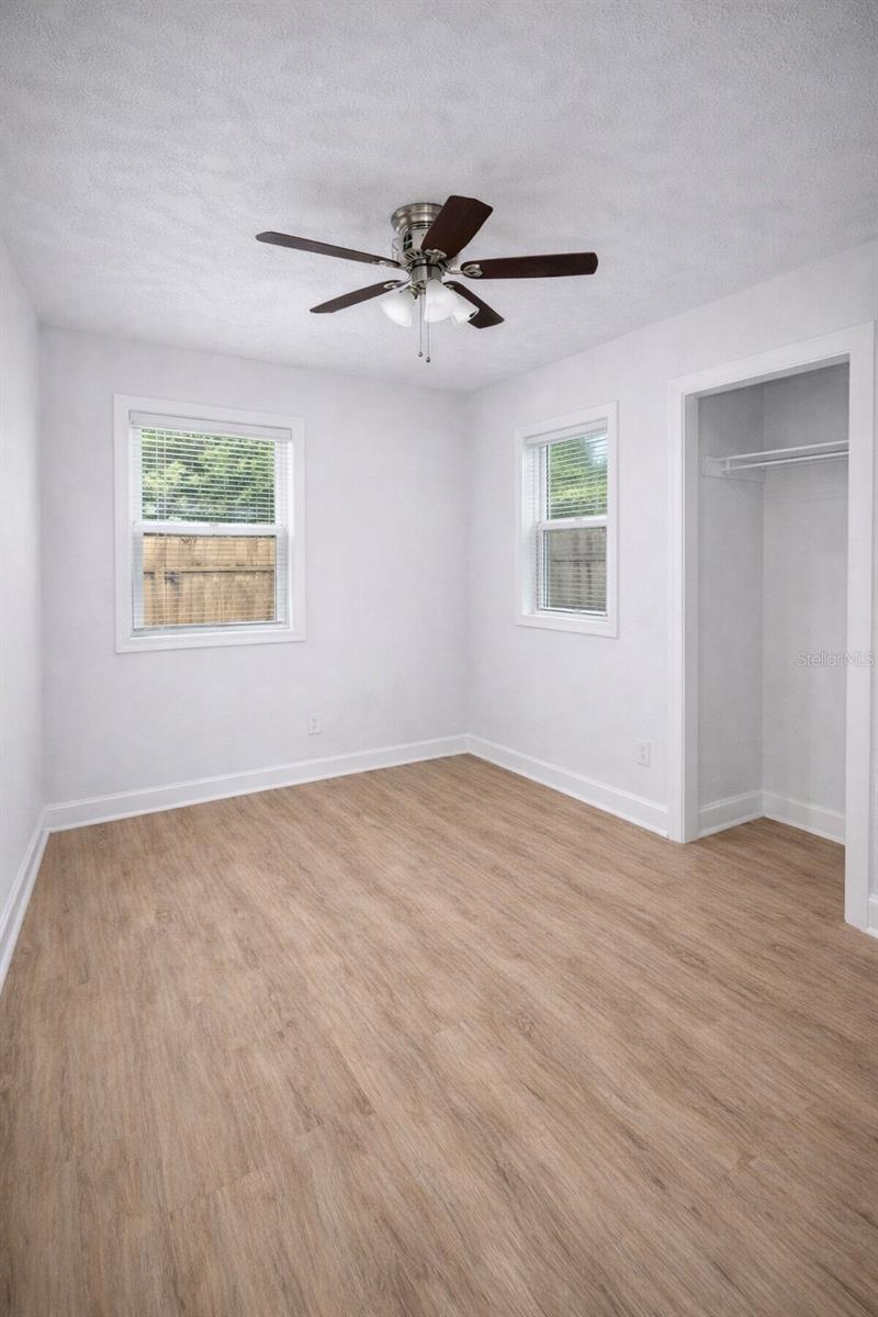 Image 6 of 7 For 2547 14th Avenue S