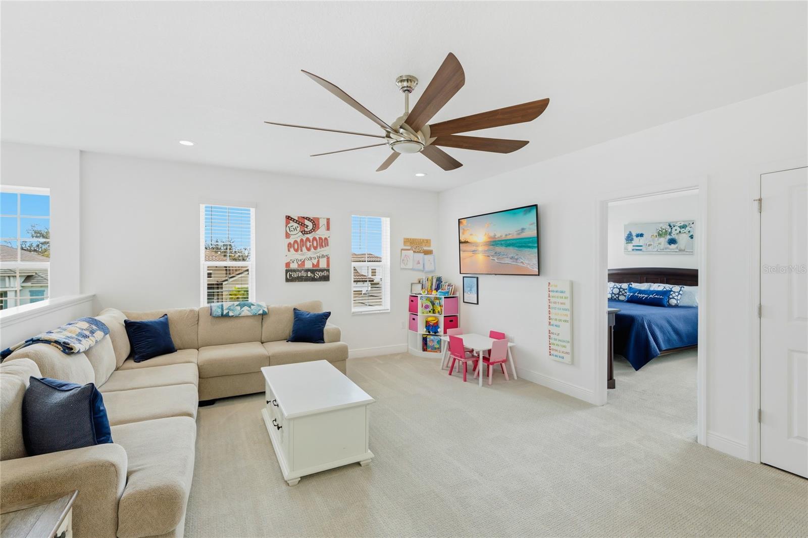 Listing photo id 21 for 12959 Seasong Terrace