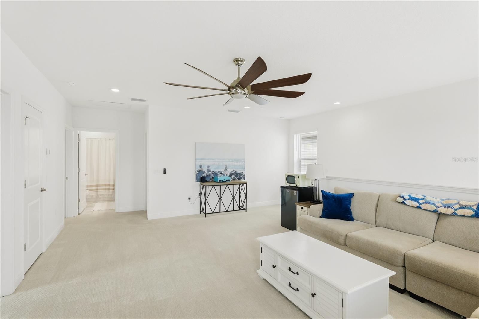 Listing photo id 23 for 12959 Seasong Terrace