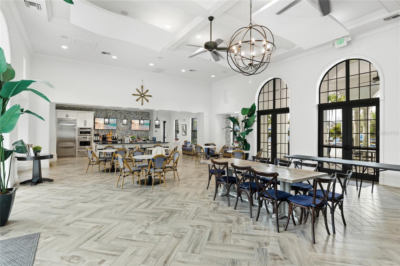 Listing photo id 46 for 12959 Seasong Terrace