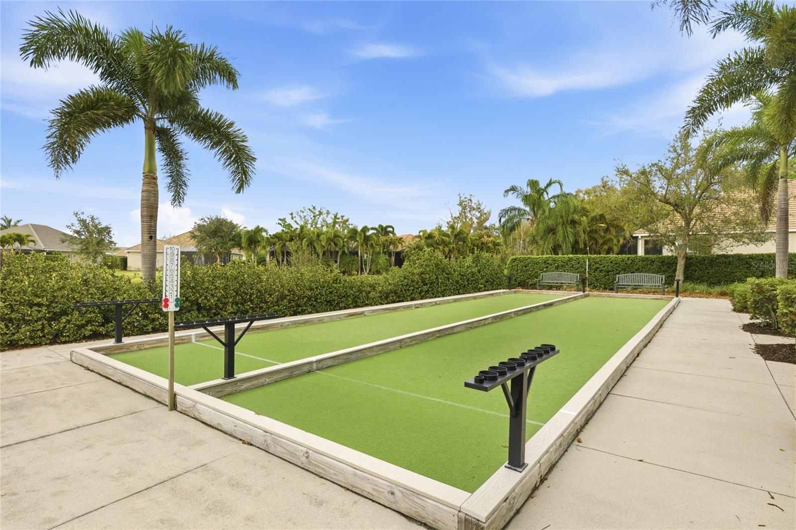 Listing photo id 52 for 12959 Seasong Terrace