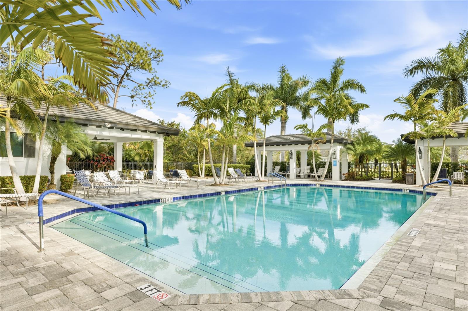 Listing photo id 55 for 12959 Seasong Terrace