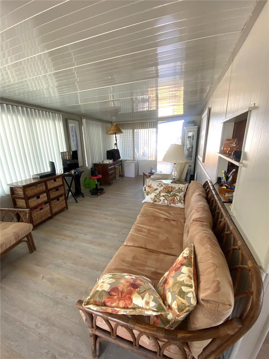 Image 15 of 36 For 2207 69th Avenue W