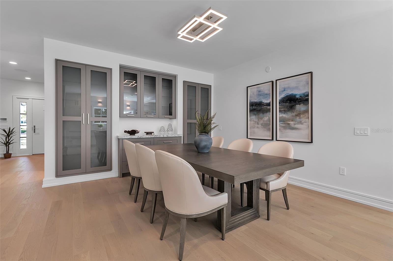 Image 10 of 36 For 943 Pomelo Place