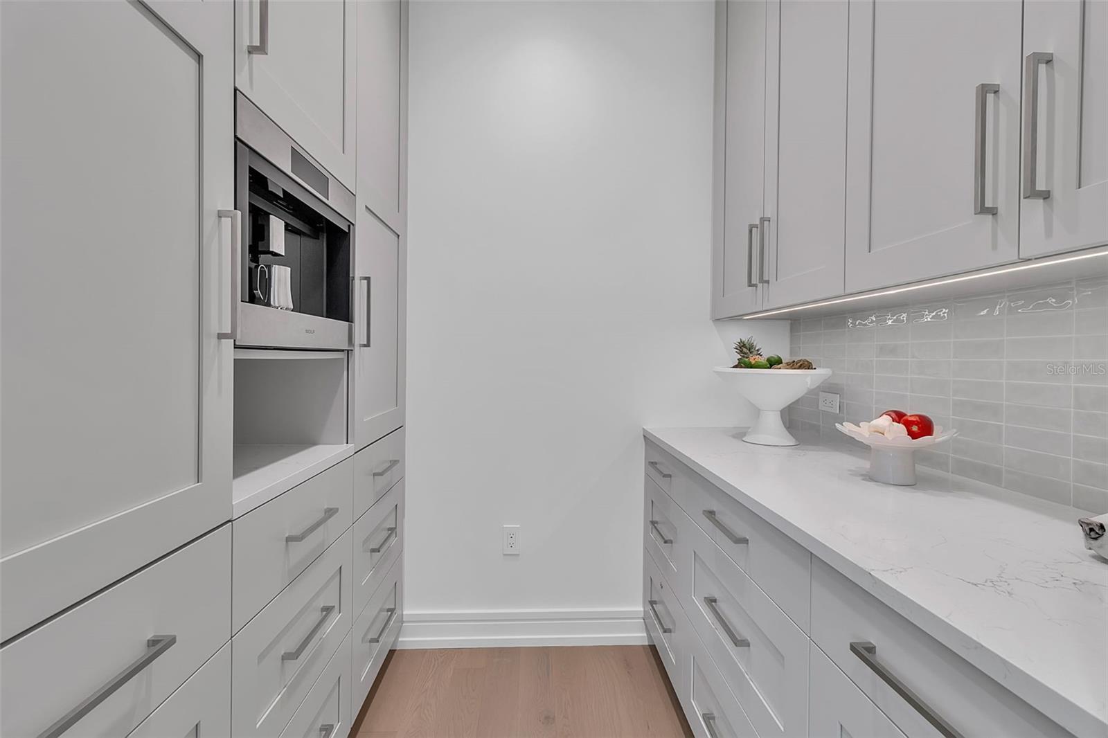 Image 13 of 36 For 943 Pomelo Place