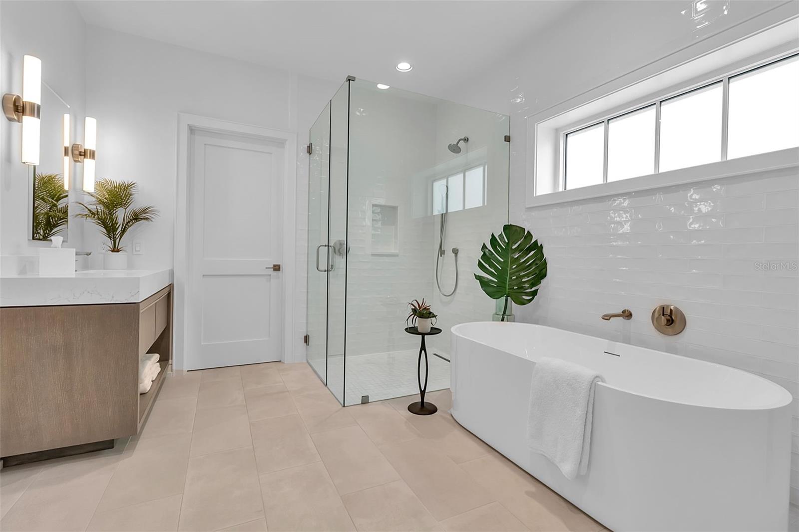 Image 16 of 36 For 943 Pomelo Place