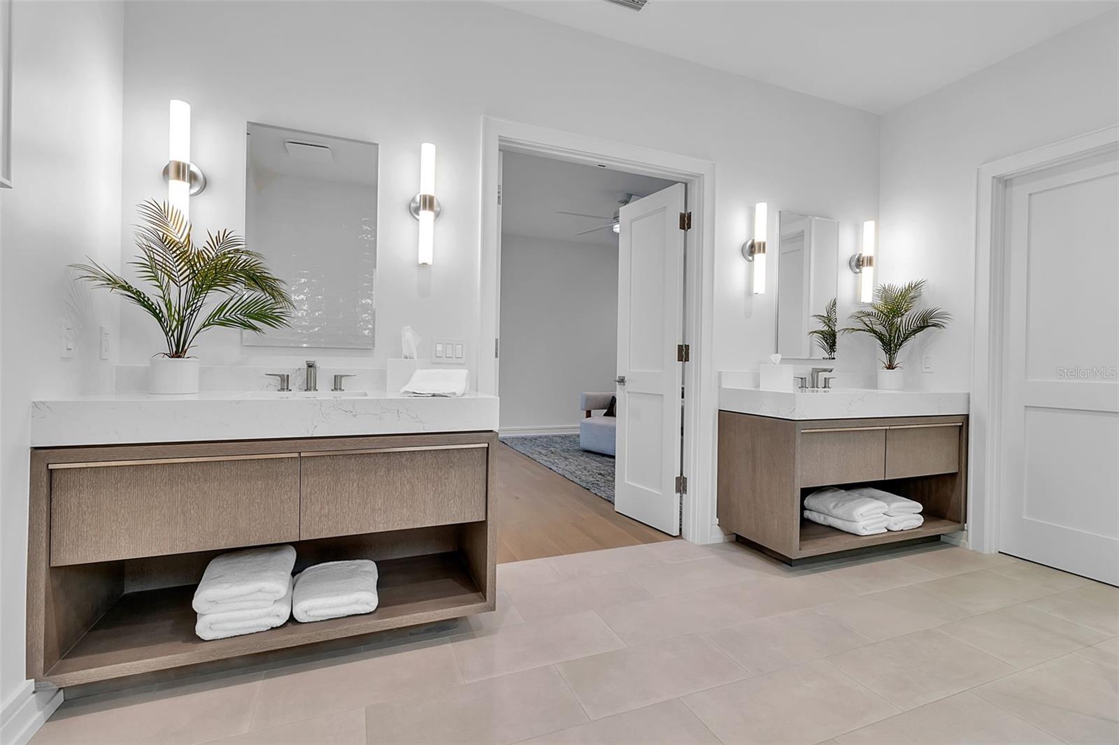 Image 17 of 36 For 943 Pomelo Place