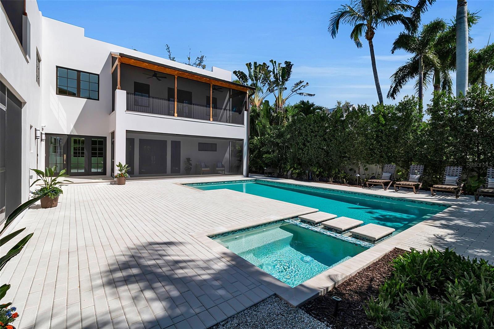 Image 36 of 36 For 943 Pomelo Place