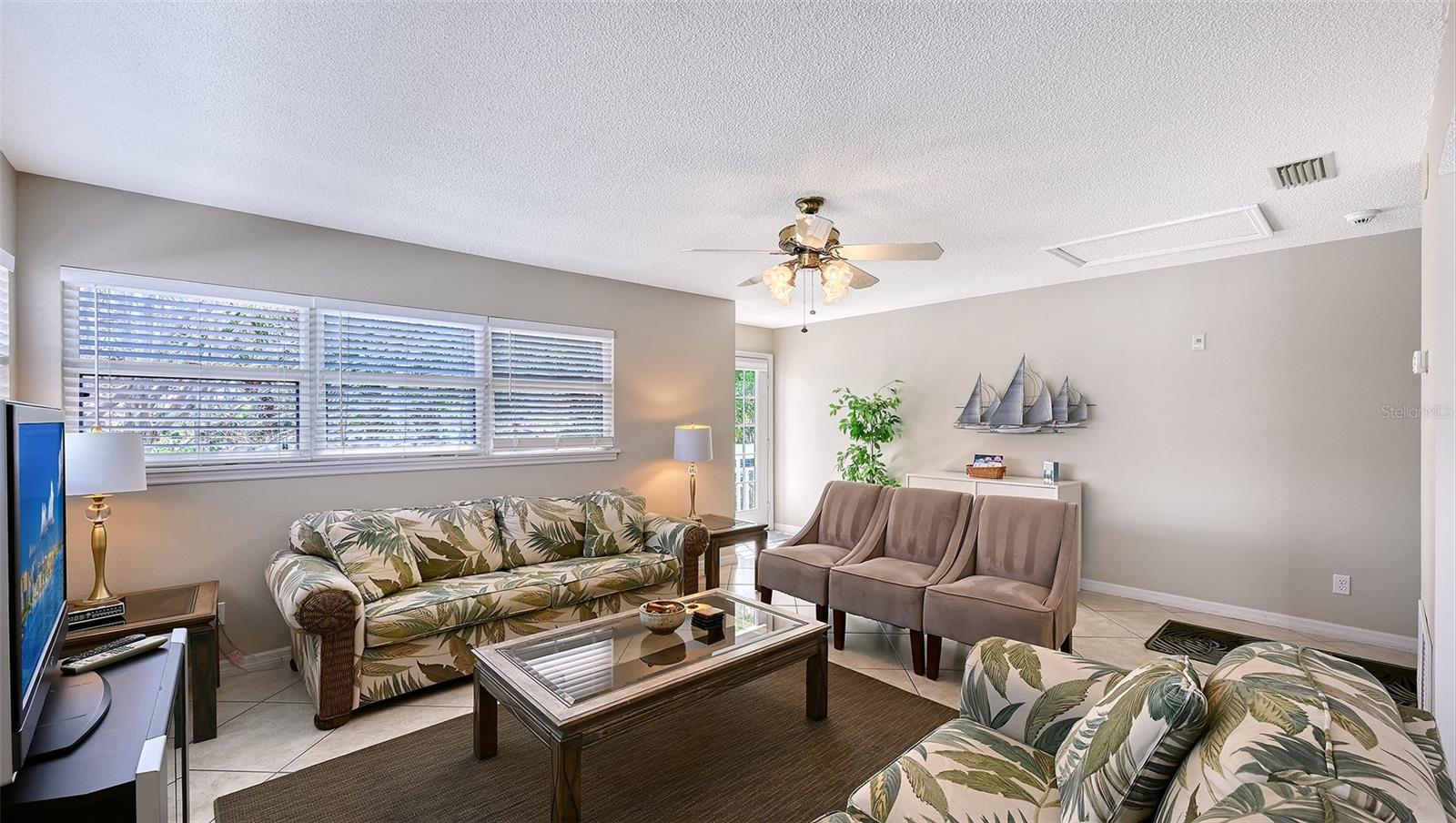 Image 10 of 53 For 1200 Siesta Bayside Drive 1200g