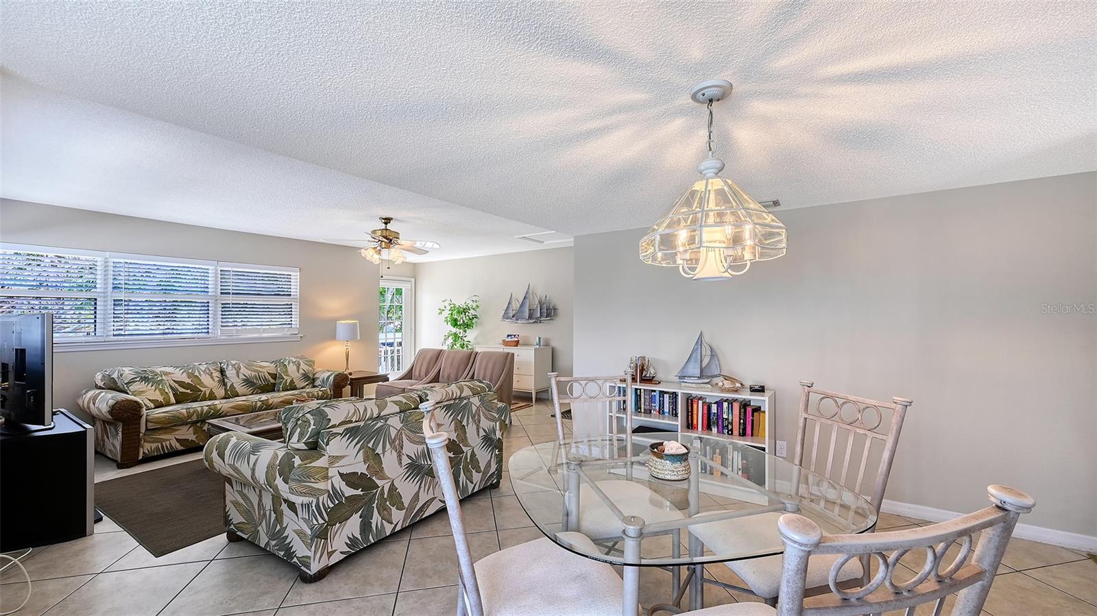 Image 17 of 53 For 1200 Siesta Bayside Drive 1200g