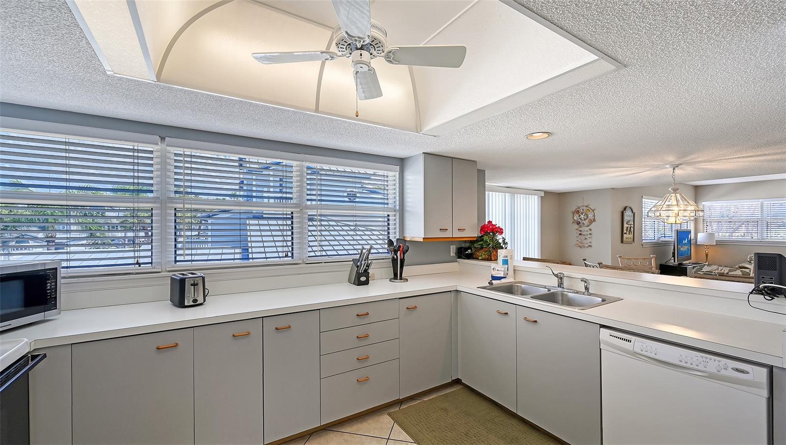 Image 18 of 53 For 1200 Siesta Bayside Drive 1200g