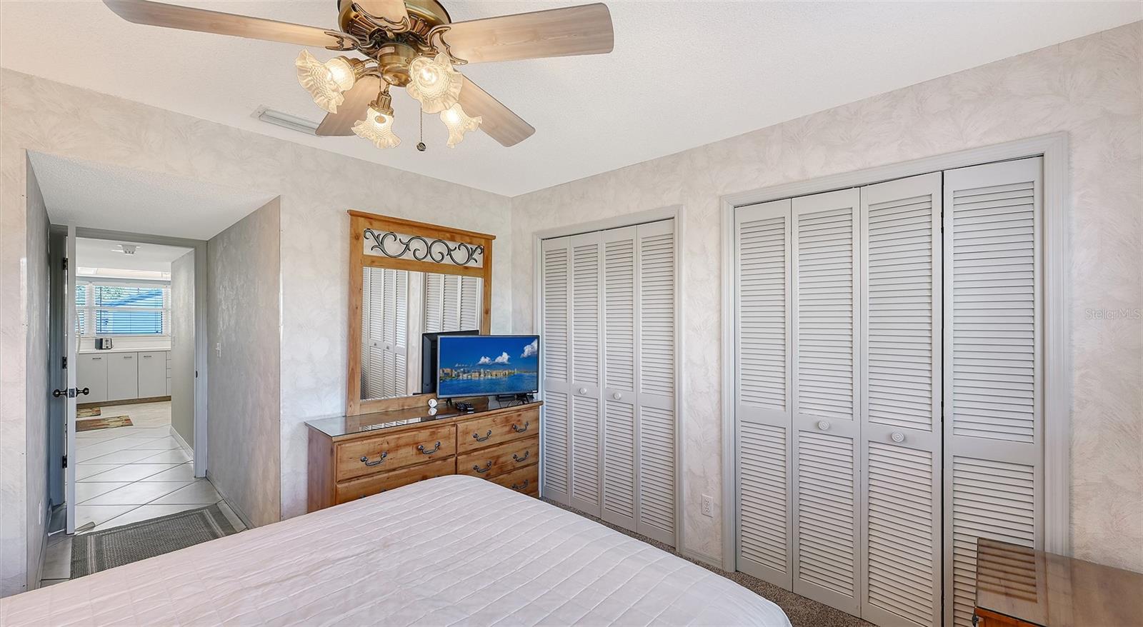 Image 21 of 53 For 1200 Siesta Bayside Drive 1200g