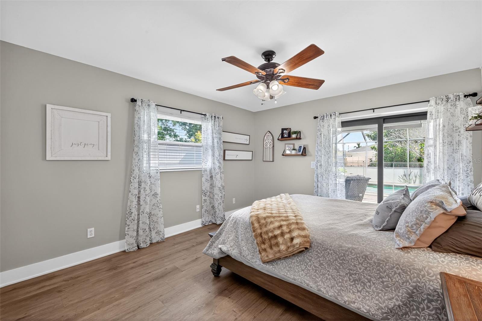 Image 17 of 38 For 3405 10th Place